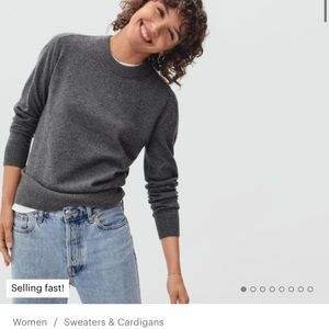 Everlane Cashmere Crew sweater , size small, charcoal grey